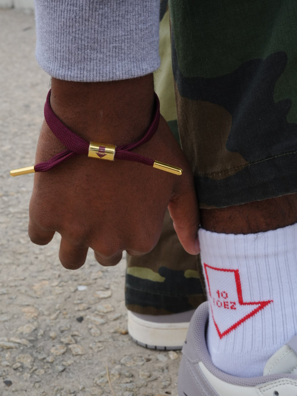 10 Toez Down Shoelace Bracelet